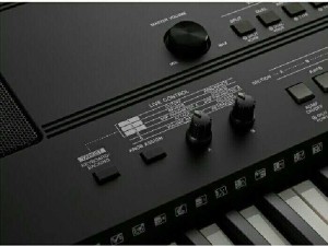 Yamaha PSR E463 new full box