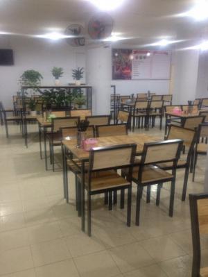 cần thanh lý gấp bàn ghế cafe quán nhậu giá rẻ hgh 030