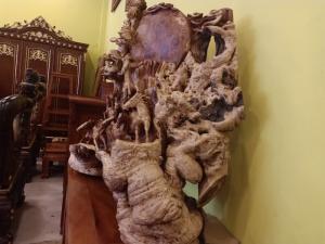 Tượng bát mã Gỗ NU hương siêu VIP
