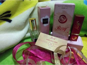 Mua 1 Son Rosy tặng 1 nước hoa chiết pháp