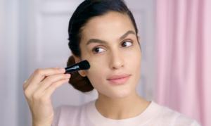 Cọ thoa phấn với sợi cọ siêu mềm mại - Precision Powder Brush (Code 29655)