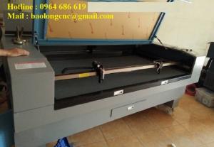 Máy cắt vải laser 1610, máy laser 2 đầu cắt vải giá rẻ ở đâu Hà Nội