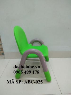 ghế nhựa nhập khẩu mầm non gia lai