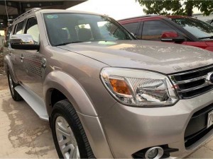 Ford Everest Limited 2.5L số tự động