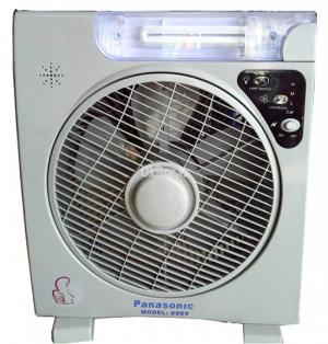 Quạt tích điện panasonic 6969 có 2 bình ac quy bảo hành 6 tháng