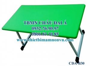 Bàn nhựa đúc nhập khẩu