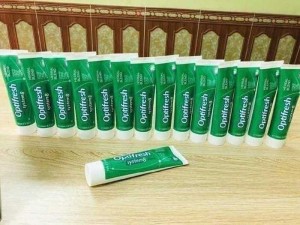 Kem đánh răng thảo dươc oriflame 31673