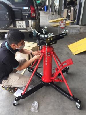 Giá đõ hộp số 500 kg,Zhongxing – Trung Quốc,hàng chính hãng,có săn.