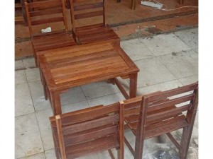 Cần thanh lý nhanh 20 bộ bàn ghế cafe