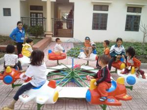 Bán Đu Quay Cho Trẻ