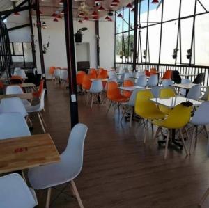 Bàn ghế cafe xuất khẩu thanh lý