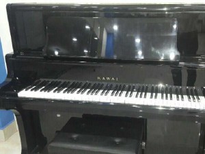 Piano Kawai BL 71