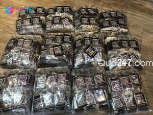 Móc khóa đổ keo làm theo yêu cầu giá cạnh tranh