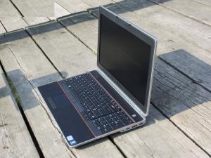 Laptop Dell Latitude E6520, I5 2540M 4G 320G 15inch Siêu bền đẹp zinmm