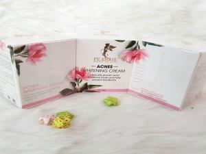 Kem Trị Mụn Pearrie Xoá Thâm Se Khít Lỗ Chân Lông