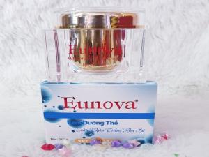 Kem Dưỡng Trắng Da Eunova Trắng Như Sứ