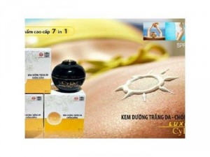 Kem Dưỡng Trắng Da Chống Nắng