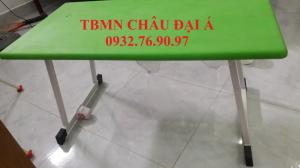 Bàn Nhựa Cho Trẻ Mầm Non Giá Sỉ
