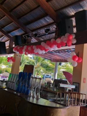 Cho thuê bàn ghế Tifany số lượng lớn nha trang