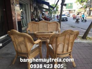 Bàn ghế mây tre tự nhiên