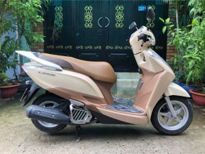 Lead 125 Vàng hột gà 2015,bstp 745.45 chính chủ