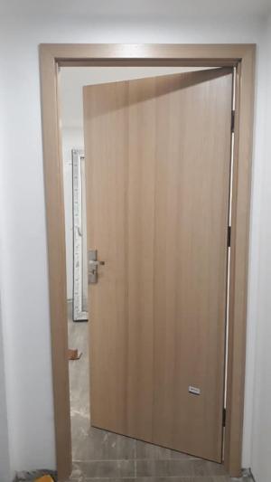 Cửa thông phòng, nhà vệ sinh nhựa gỗ