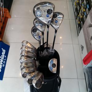 Bộ gậy golf XXIO MP900 chính hãng.