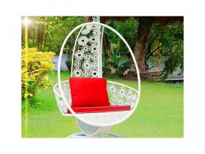 Xích đu mây nhựa