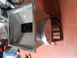 Máy thái cá mồi cho baba