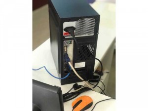 máy tính để bàn core i3 và màn hình 19 inch