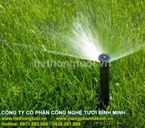 Béc phun nước tưới cây,báo giá béc tưới cỏ