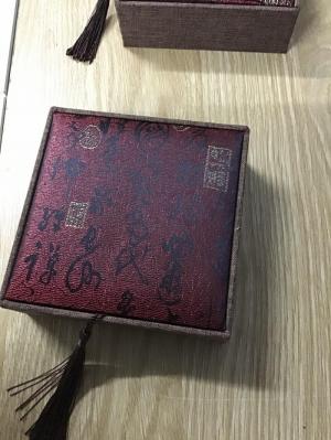 Bật lửa phim cổ trang