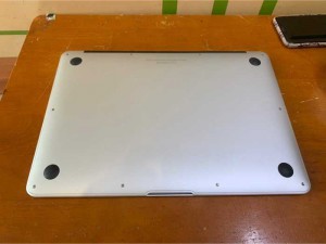 Macbook Air 13 2016 i5 8gb 128gb đẹp nguyên zin