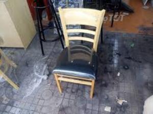 Thanh lý ghế gỗ cafe bọc nệm giá rẻ