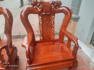 Bộ bàn ghế quốc đào gỗ hương vân