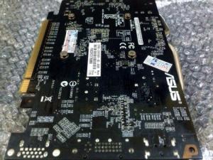Card ASUS Strix GTX 750Ti 2GB.