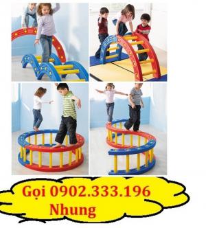 đồ chơi vận động cho bé, khu vui chơi vận động ngoài trời