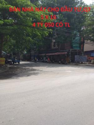 Cần tiền hạ giá Nhà nát cho đầu tư, vịt trí đẹp, diện tích chuẩn 5x16