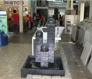 Trụ đá bi xoay phun nước phong thủy