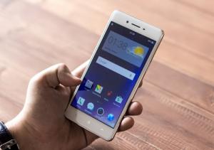 Oppo F1w Ram 3GB 2 sim chính hãng đẹp likenew