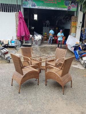 bàn ghế cafe ngoài trời giá rẻ