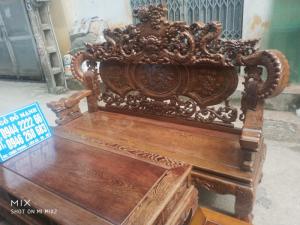 Bộ bàn ghế nghê đỉnh tay khuỳnh vách chữ C gỗ mun đuôi công