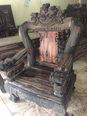 Bộ bàn ghế nghê đỉnh gỗ mun lào