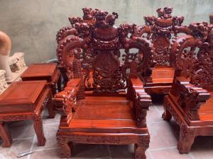 Bộ bàn ghế trạm nghê đỉnh tay khuỳnh vách bát tiên gỗ hương đỏ nam phi