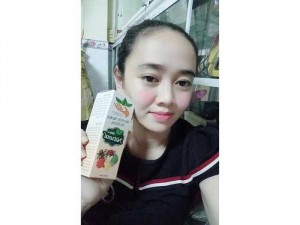 Sản phẩm trị mụn tái tạo da Lili’s Cosmetic