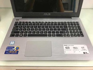 Laptop ASUS A556U i5-6200U/4G/500G/NV