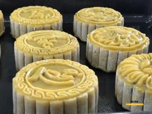 Bánh Trung thu handmade từ Ẩm thực MKnow.vn - đầu bếp nhà hàng 5 sao
