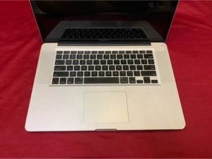 Macbook Pro 15 2011 i7 2.0ghz 8gb Ssd 256gb