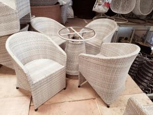 Bộ bàn ghế nhựa