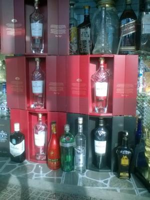 vỏ chai ruou macallan đen đỏ đủ phiên bản mới và cũ